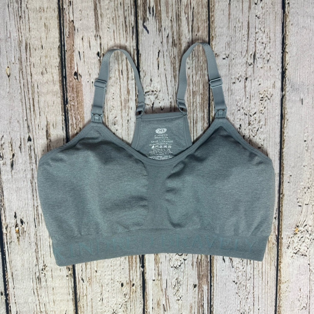 Kindred Bravely Gray L Bra Nursing Pumping Wireless Stretch Pullover Racerback